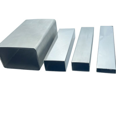 Decorativo TUBO ПРЯМОУГОЛЬНОЕ BRILLANTE ОТПОЛИРОВАЛО 600 C-304 x труба Inox нержавеющей стали 6 МЕТРО плоская