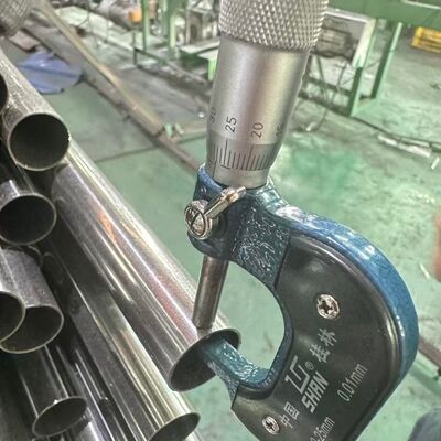 Труба из нержавеющей стали 304L с зеркальной полировкой, круглая, квадратная, прямоугольная, с индивидуальной длиной для перил и декоративных элементов зданий