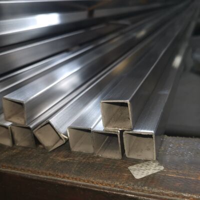 0.6mm-3.5mm Толщина зеркальная сатинная поверхность 201 304 316 класс 30mmx30mm нержавеющая сталь нержавеющая квадратная труба