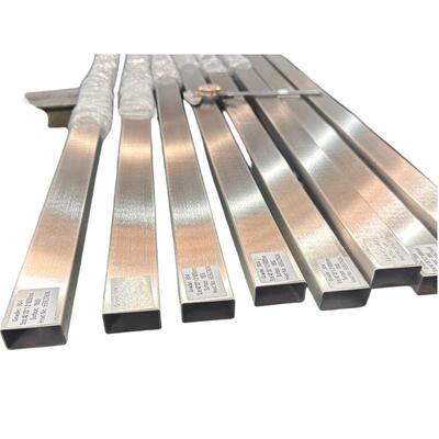 Труба прямоугольная из нержавеющей стали 304 размером 40×20×1.2 мм – 180G шлифованная
